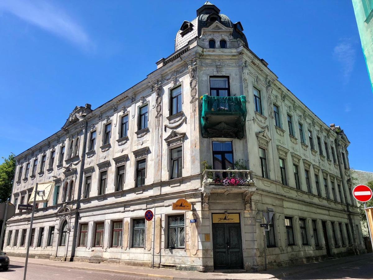 Bohemian Apartment In The Heart Of Old Ventspils City エクステリア 写真